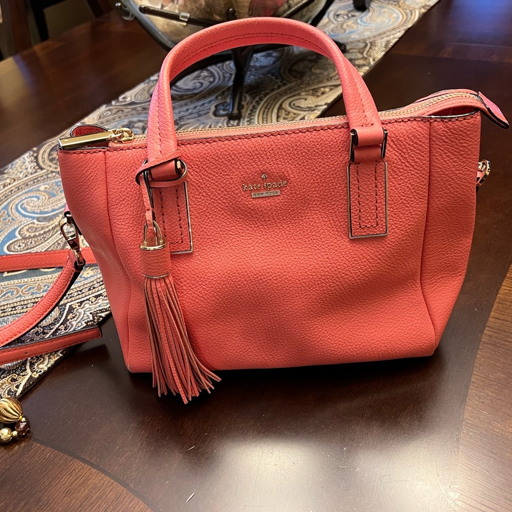 Kate Spade Satchel. Scuff marks pictured. Pristine on the inside.